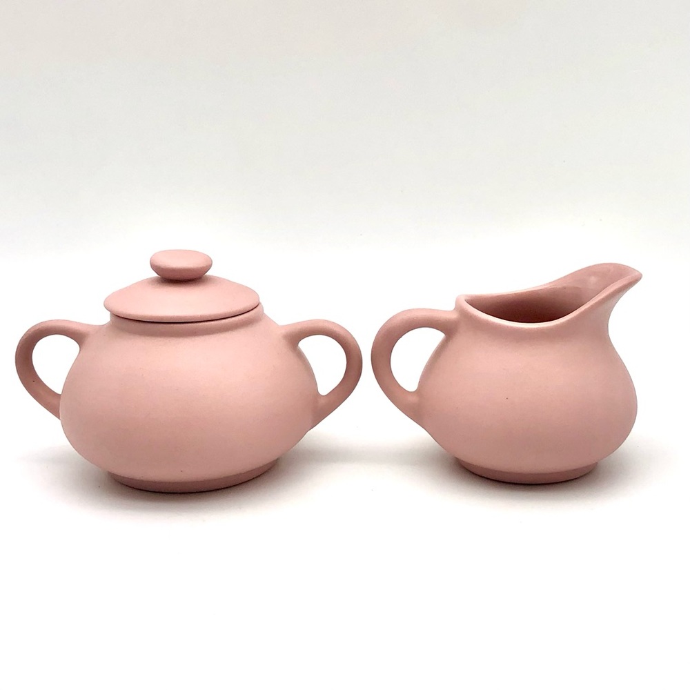 Pigeon Forge Pottery Creamer Sugar Bowl Set Pink With Embossed White Dogwood Vtg - Picture 2 of 8
